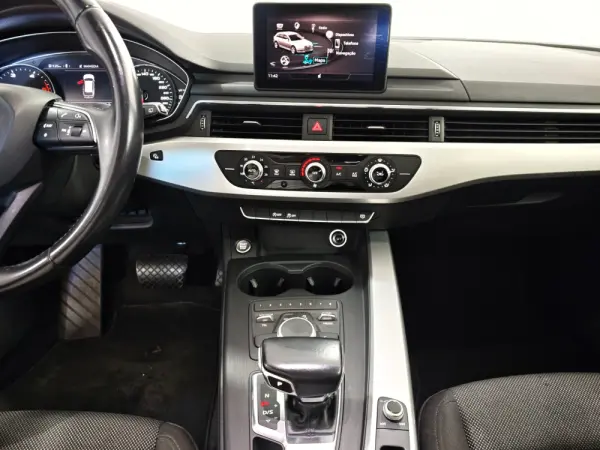 Audi A4 Avant 2.0 TDI Advance S tronic 15