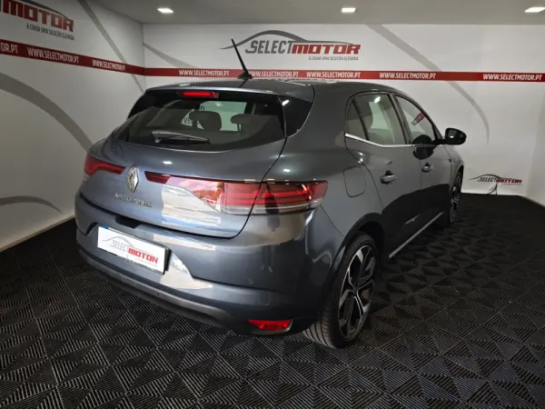 Renault Mégane 1.5 Blue dCi GT Line 4