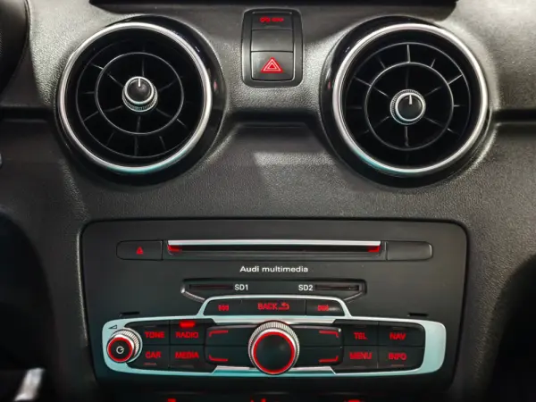 Audi A1 Sportback 1.4 TDI S-line 8
