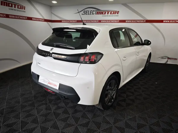Peugeot 208 1.2 PureTech Active 5