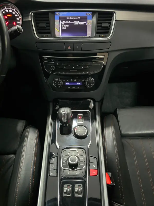 Peugeot 508 RXH 2.0 HDi Hybrid4 2-Tronic 12