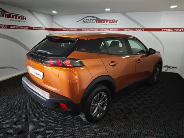 Peugeot 2008 1.2 PureTech Active 5
