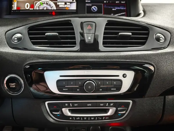 Renault Grand Scénic 1.5 dCi Bose Edition SS 10