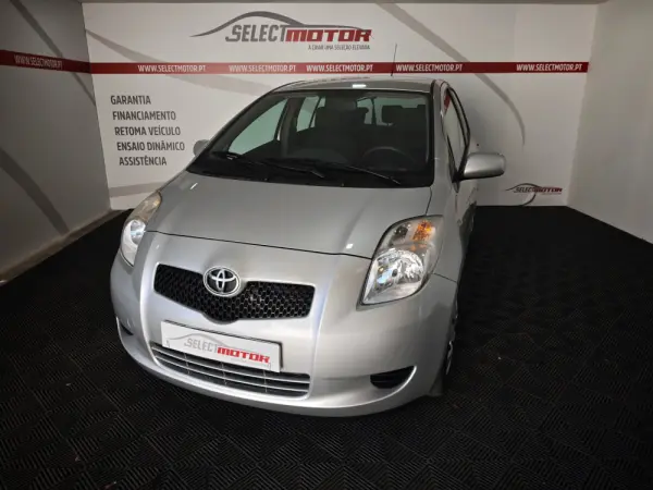 Toyota Yaris 1.0 VVT-i Comfort 1