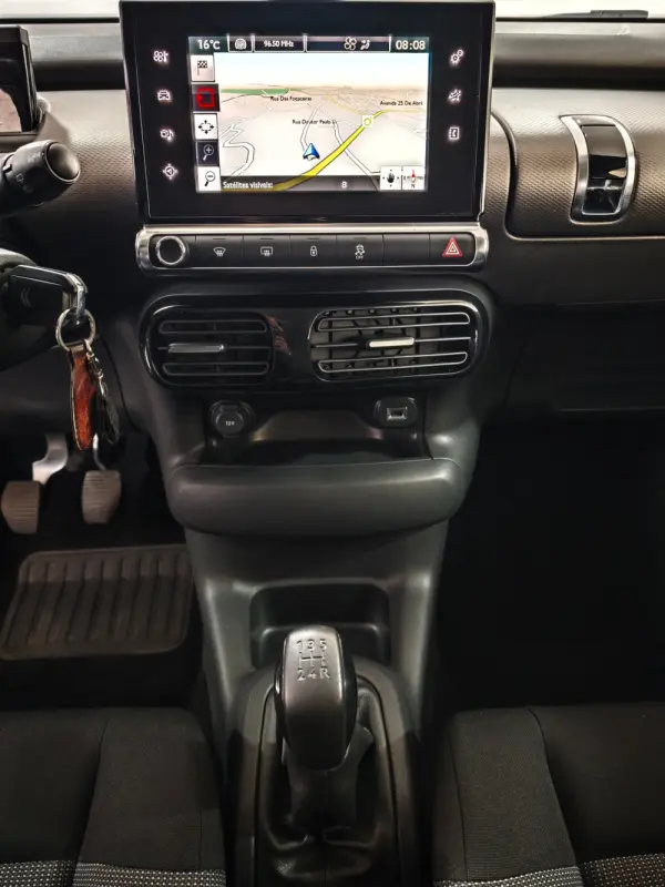 Citroen C4 Cactus 1.6 BlueHDi Shine 11