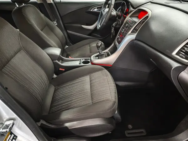 Opel Astra Sports Tourer 2.0 CDTI DPF Sport 22