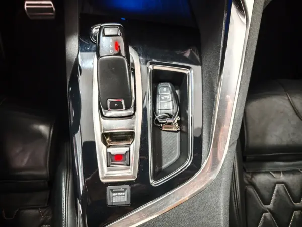 Peugeot 5008 2.0 BlueHDi GT Line EAT8 14