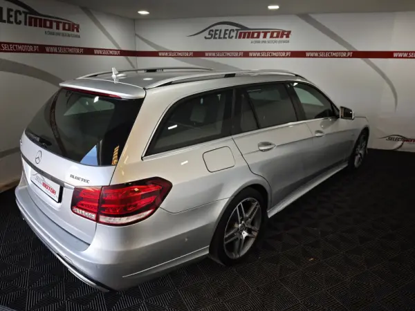 Mercedes-Benz E 220 BlueTEC BE Edition Auto. 7