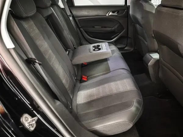 Peugeot 308 SW PureTech 130 Active Pack 23