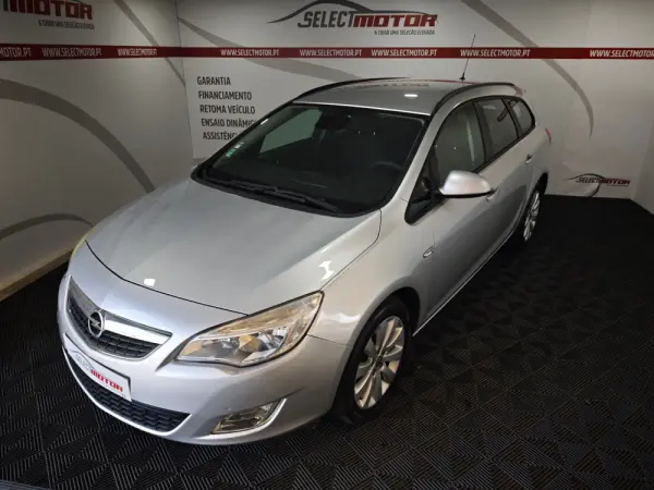 Opel Astra Sports Tourer 2.0 CDTI DPF Sport 3