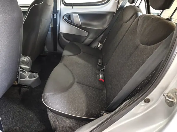 Peugeot 107 1.0 Active 19