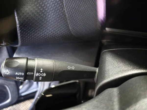 Citroen C4 PureTech 130 Stop&Start EAT8 FEEL PACK 20