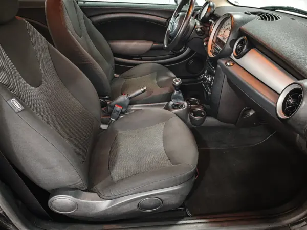 MINI 3 Portas Cooper 22