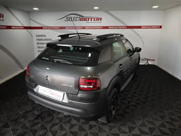 Citroen C4 Cactus 1.2 PureTech Shine 7