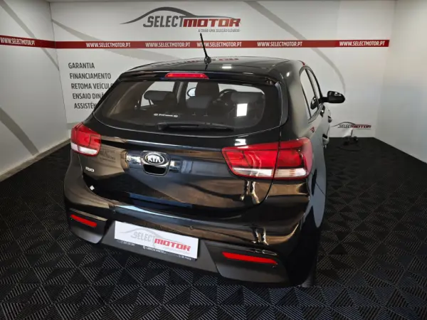 Kia Rio 1.2 CVVT LX 4