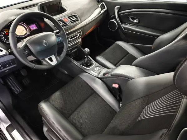Renault Mégane Coupe 1.4 TCE Dynamique 23