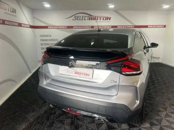 Citroën C4 1.2 PureTech Shine EAT8 6