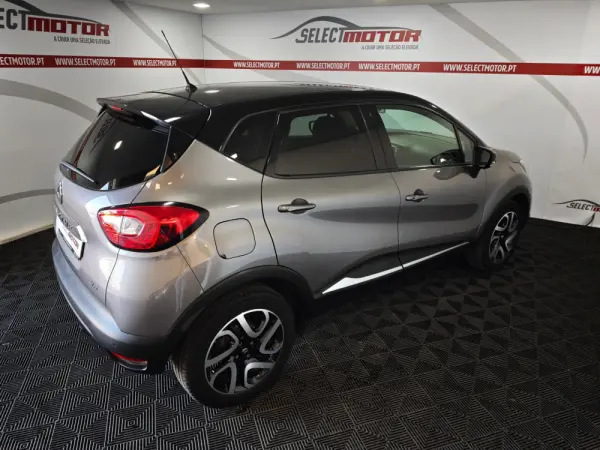 Renault Captur 0.9 TCE Exclusive 6