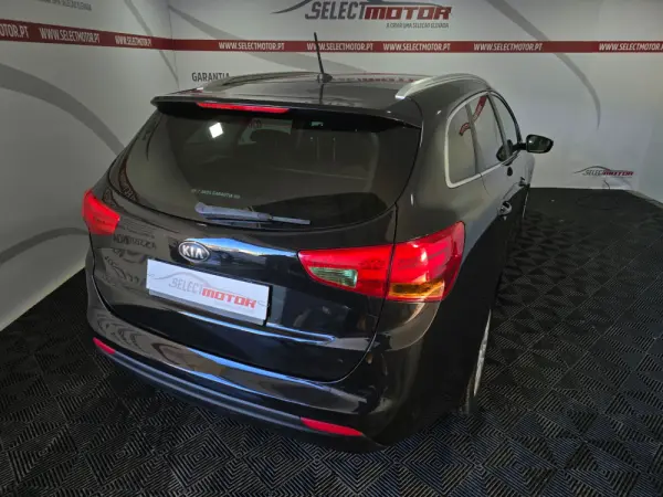 Kia Ceed SW 1.4 CRDi More 6