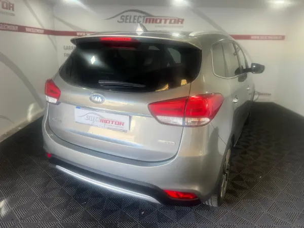 Kia Carens 1.7 CRDi ISG TX Aut. 3