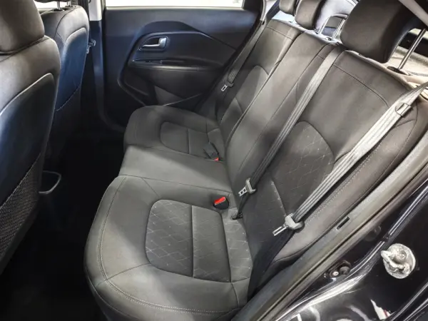 Kia Rio 1.2 CVVT More 21