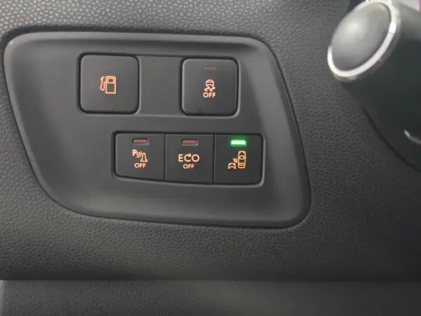 Citroën DS4 1.6 BlueHDi So Chic EAT6 14