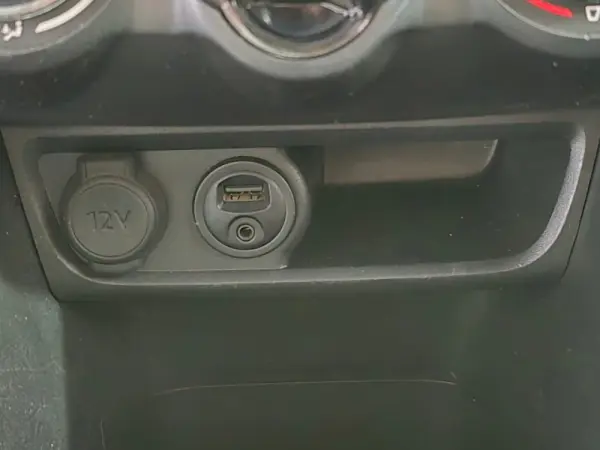 Peugeot 208 1.4 HDi Active 10