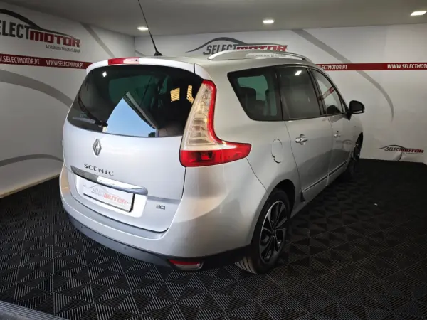 Renault Grand Scénic 1.5 dCi Bose Edition SS 5