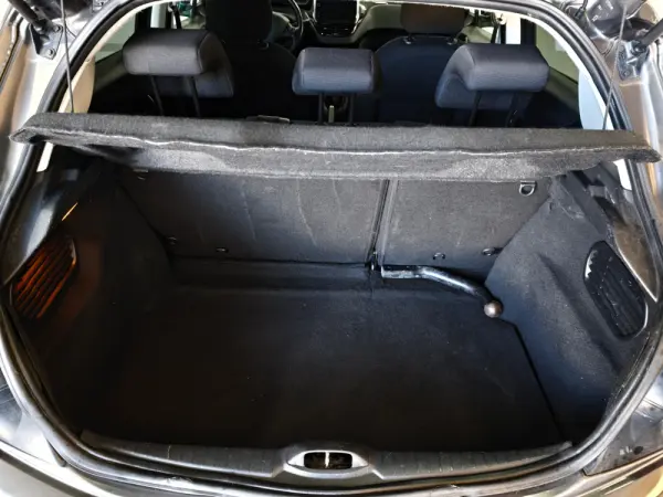 Peugeot 208 1.2 PureTech Allure 25