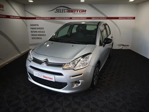 Citroen C3 1.0 VTi Attraction 1