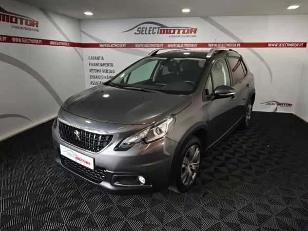 Peugeot 2008 1.2 PureTech Signature 2