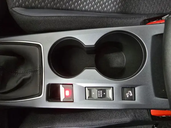 Peugeot 2008 1.2 PureTech Allure 12