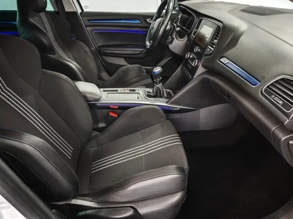 Renault Mégane Sport Tourer 1.5 dCi GT Line 25