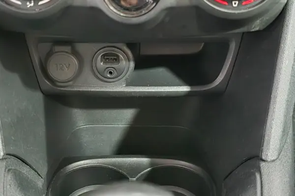 Peugeot 208 1.6 BlueHDi Active 9