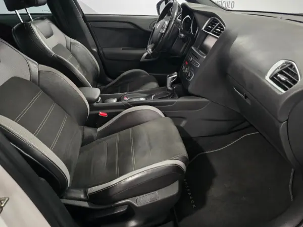 Citroën DS4 1.6 BlueHDi So Chic EAT6 20