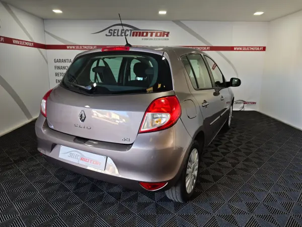 Renault Clio 1.5 dCi Confort 89g 4