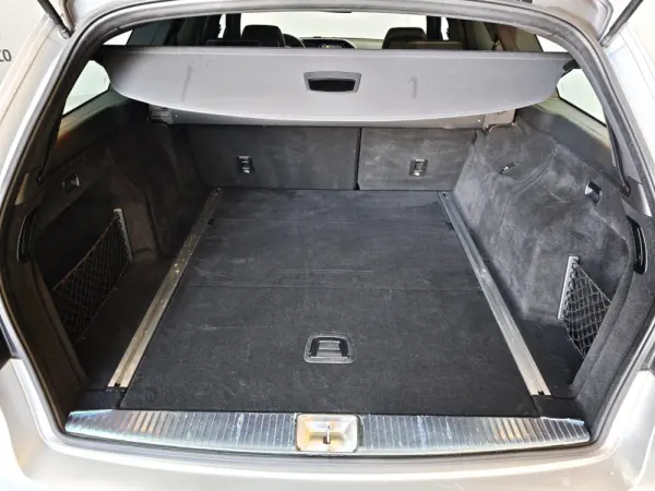 Mercedes-Benz E 220 BlueTEC BE Edition Auto. 36