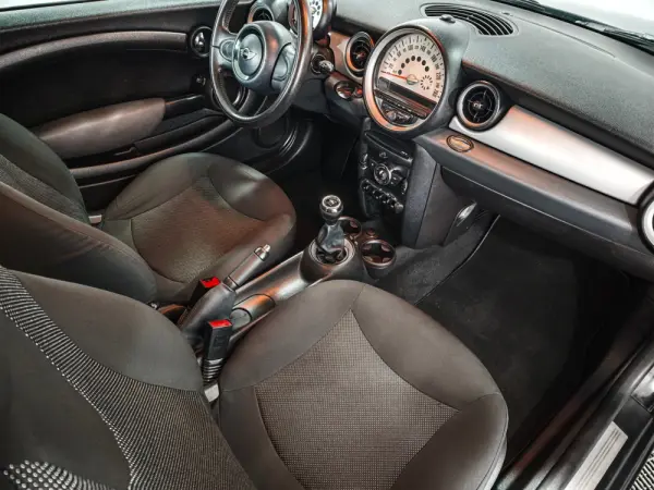 MINI 3 Portas Cooper 23