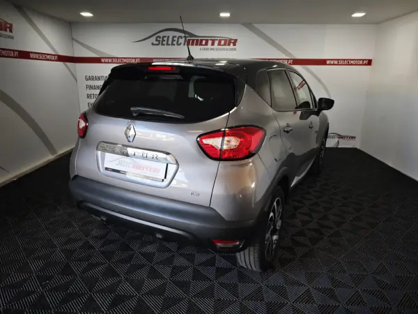 Renault Captur 0.9 TCE Exclusive 4