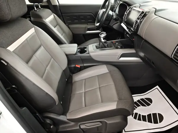 Citroen C5 Aircross 1.2 PureTech Shine 27