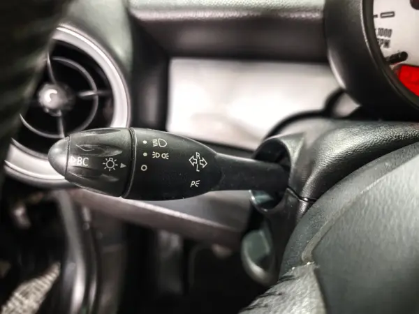 MINI 3 Portas Cooper 15