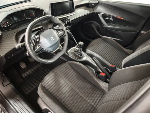 Peugeot 2008 1.2 PureTech Active 23