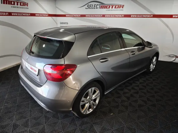 Mercedes-Benz A 180 d Style 6