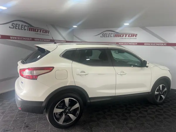 Nissan Qashqai 1.5 dCi N-Connecta 18 6
