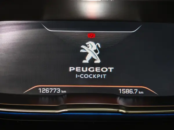 Peugeot 5008 2.0 BlueHDi GT Line EAT8 6