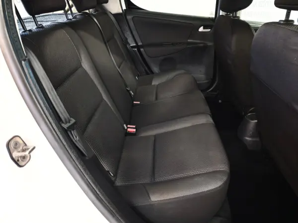 Peugeot 207 1.4 HDi Urban 22