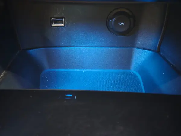 Peugeot 3008 1.2 PureTech Allure Pack 11