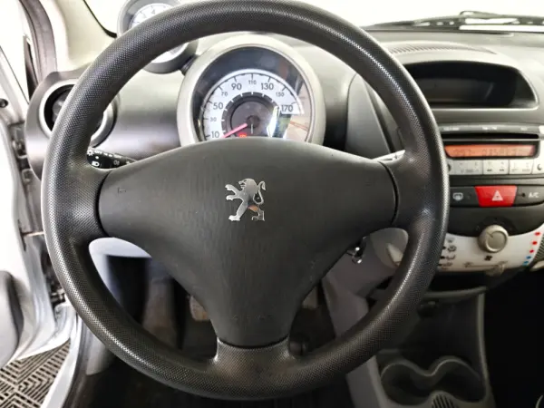 Peugeot 107 1.0 Active 12