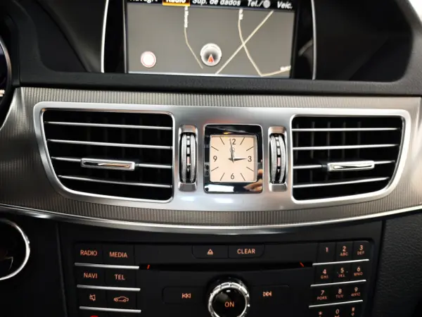 Mercedes-Benz E 220 BlueTEC BE Edition Auto. 12