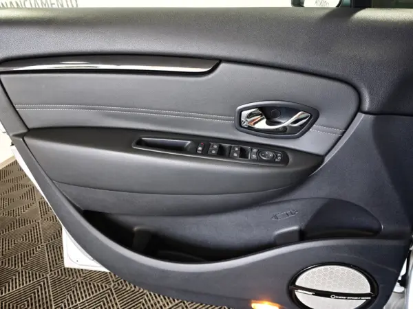 Renault Grand Scénic 1.5 dCi Bose Edition SS 19